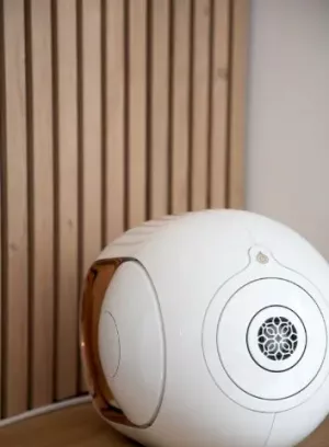 Enceinte Devialet et équipement audio haute qualité de G-Communication